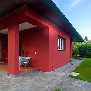 Casa vacanze Maison Rouge, Besnate