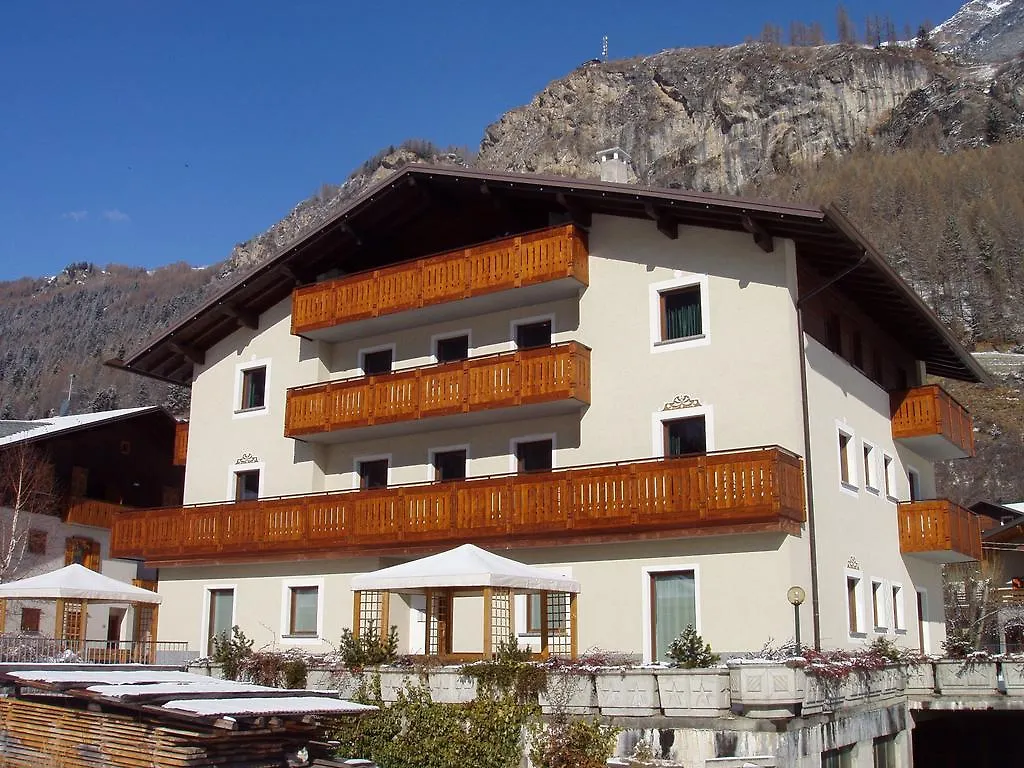 Casa Martinelli Holiday Home Isolaccia